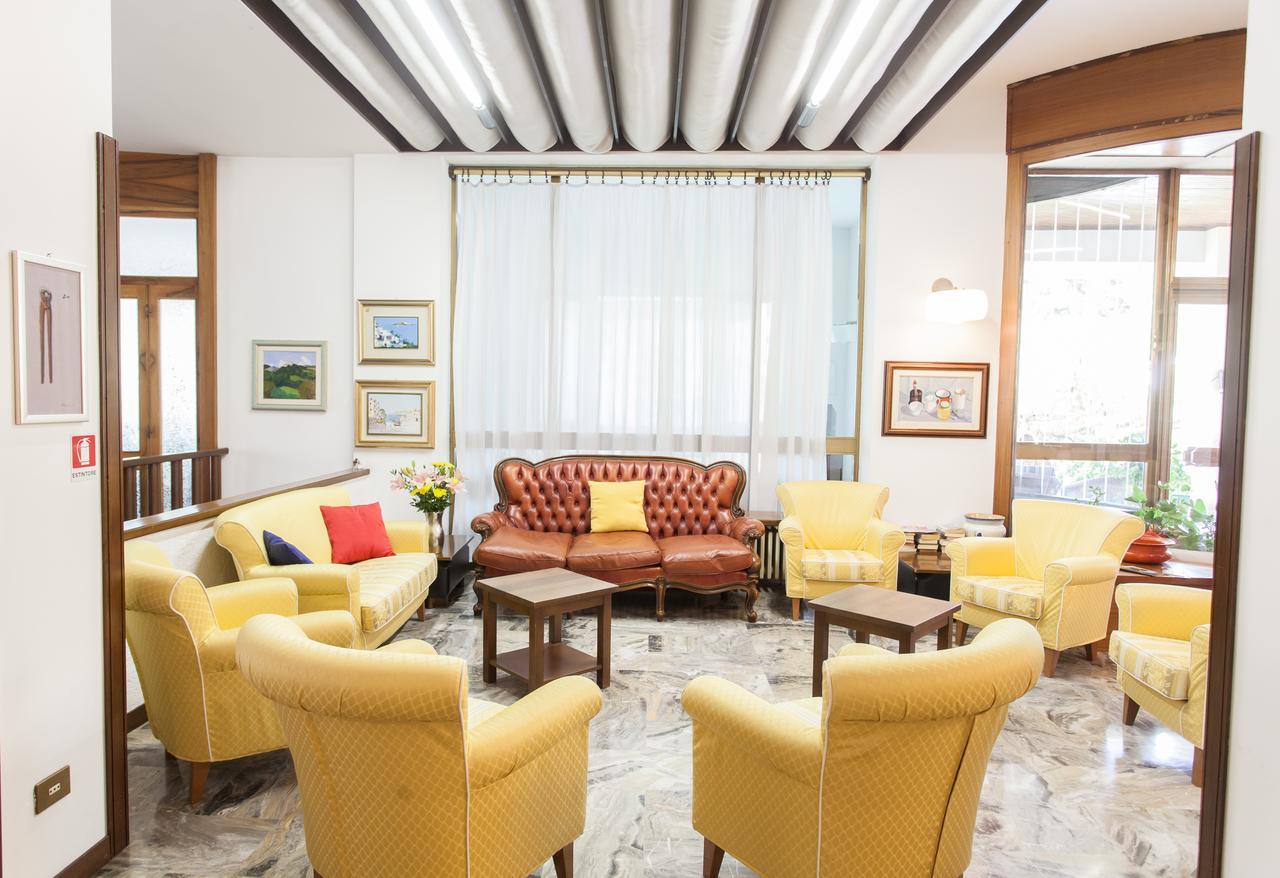 Hotel Quisisana Tabiano Terme Exterior photo