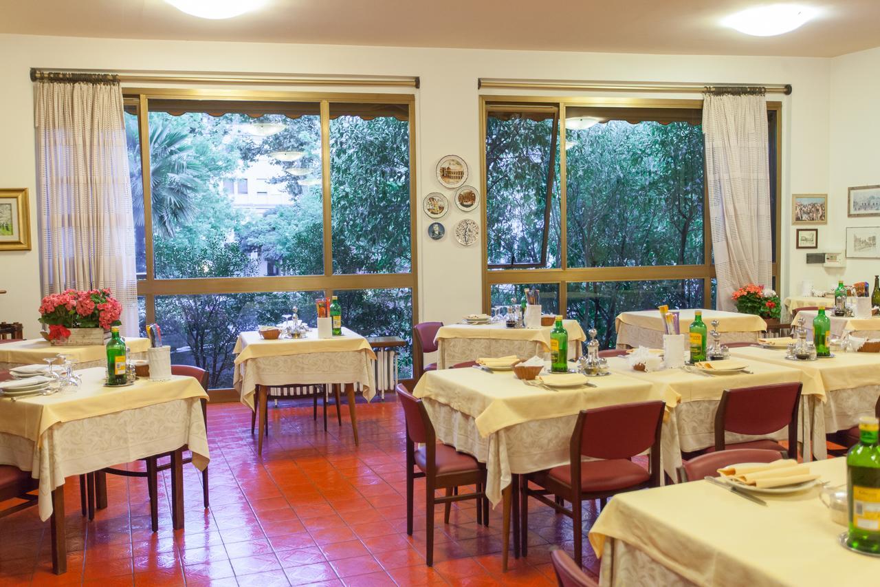 Hotel Quisisana Tabiano Terme Exterior photo