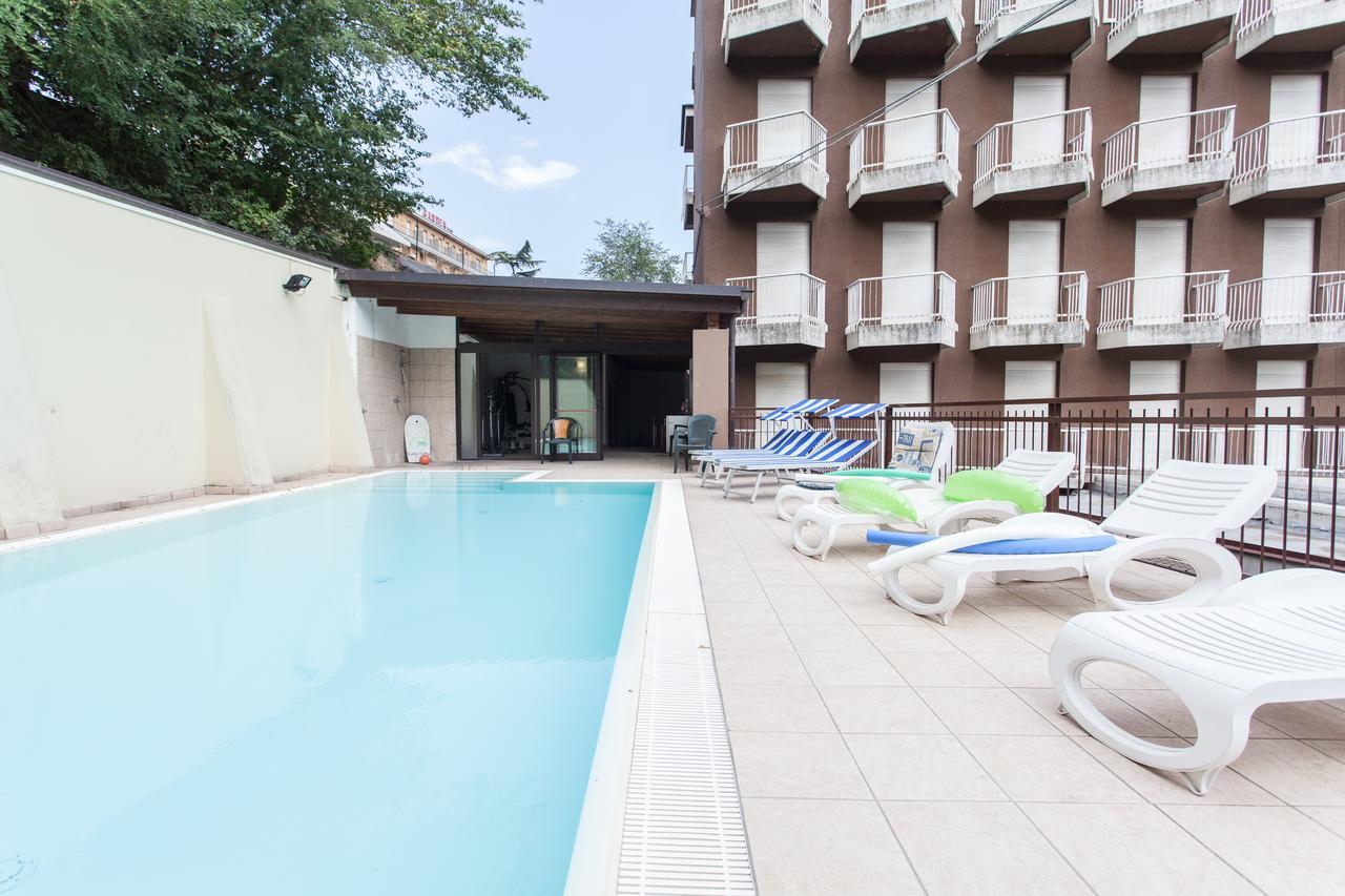 Hotel Quisisana Tabiano Terme Exterior photo
